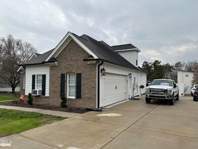 1805 S Main St, Graham, NC 27253 - photo 4