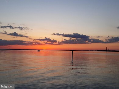 11340 Ethan Ct, Swan Point, MD 20645 - photo 4