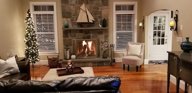 38 Cleveland Ave, Franklin, MA 02038 - photo 5