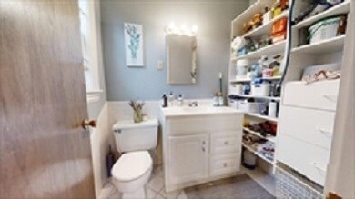 22 Summer Ave unit 2, Waltham, MA 02452 - photo 5