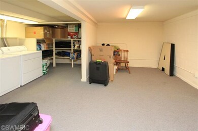 249 Ballantrae Ct unit C, Kalamazoo, MI 49006 - photo 7