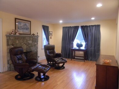 67 Mountain Rd, Goffstown, NH 03045 - photo 6