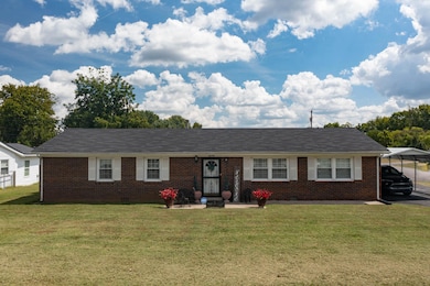 1210 Peacock Rd, Paris, KY 40361 - photo 2