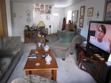 801 Hopkins Rd, Central Point, OR 97502 - photo 5