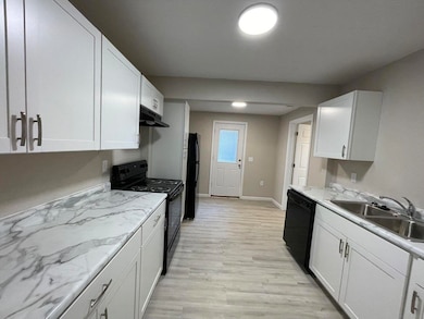 824 W Elm St, Springfield, MO 65806 - photo 4