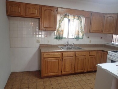 3221 Monroe Ave, El Paso, TX 79930 - photo 3