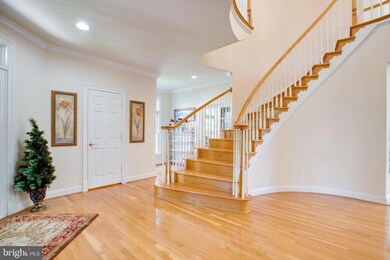 1070 Cedar Chase Ct, Herndon, VA 20170 - photo 7