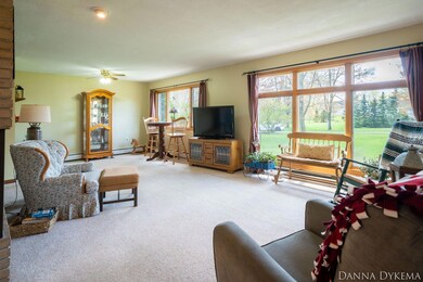 7-web-or-mls-1475-10-mile-rd-ne