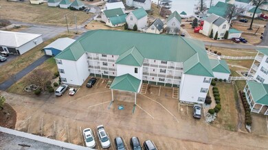 5835 Bay Village Dr unit 101, Athens, AL 35611 - photo 2