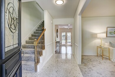 826 W Forest Dr, Houston, TX 77079 - photo 3