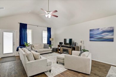 4411 Andorno Dr, Katy, TX 77449 - photo 4