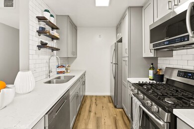 18620 Hatteras St unit 223, Tarzana, CA 91356 - photo 7