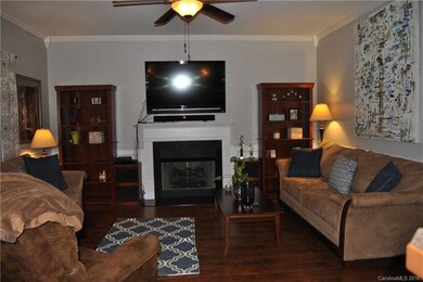 4025 Hereford Ln, Dallas, NC 28034 - photo 3