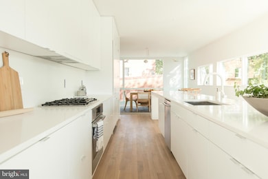 1501 4th St NW unit 2, Washington, DC 20001 - photo 4