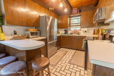 1148 Pocono Mountain Lake Dr, Bushkill, PA 18324 - photo 5