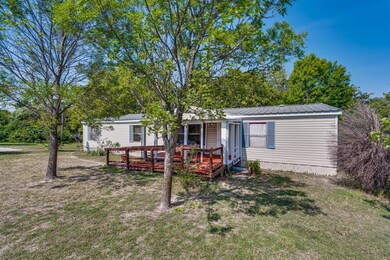 839 County Road 3592, Paradise, TX 76073 - photo 2