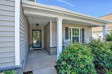 107 Seattle Slew Ln, Greenville, SC 29617 - photo 2