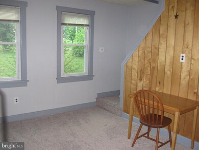 687 Old Schuylkill Rd unit B, Pottstown, PA 19465 - photo 4