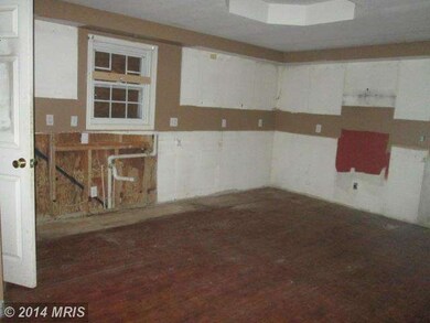 20271 Jackson Rd, Callaway, MD 20620 - photo 3