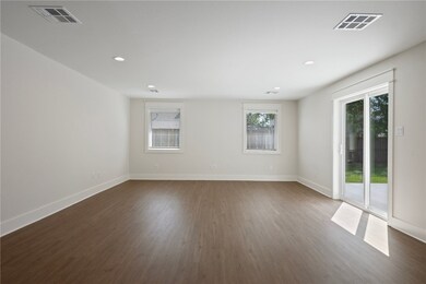 Family Room.