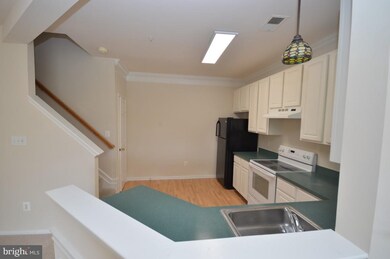 7402 Langholm Way, Manassas, VA 20109 - photo 5