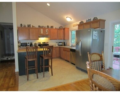 43 Freeman Ave, Webster, MA 01570 - photo 4