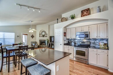 KITCHEN 10