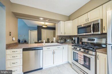 702 Sedgewick Ct unit A702, Sewell, NJ 08080 - photo 6