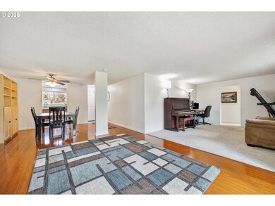 5160 SW 180th Ave unit 17, Beaverton, OR 97007 - photo 4