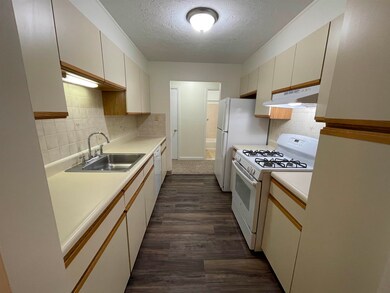 385 Huse Rd unit 38, Manchester, NH 03103 - photo 7