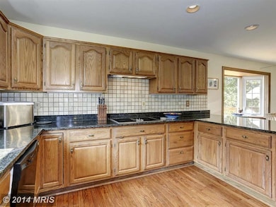 985 Wayson Way, Davidsonville, MD 21035 - photo 5