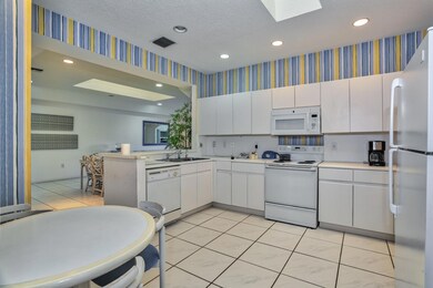 12647_Crystal_Pointe_Dr-7