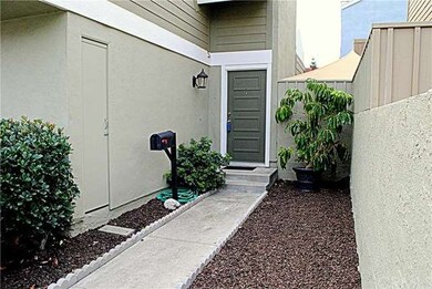 Entrance private walkway