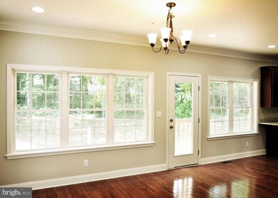 5610 Friendship Rd, Halethorpe, MD 21227 - photo 7