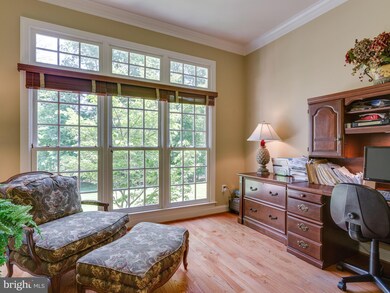 15620 Jillians Forest Way, Centreville, VA 20120 - photo 6