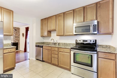 10222 Quiet Pond Terrace, Burke, VA 22015 - photo 6