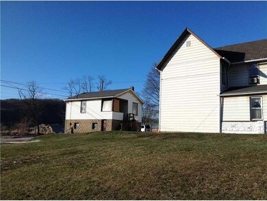 211 5th Ave, New Kensington, PA 15068 - photo 3