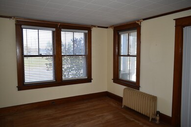 68 1/2 Amherst St, Nashua, NH 03064 - photo 5