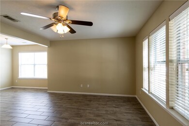 2527 Ashford Dr, College Station, TX 77840 - photo 2