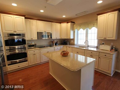 410 Clubside Dr, Taneytown, MD 21787 - photo 6