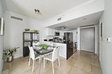 1750 N Bayshore Dr unit 4315, Miami, FL 33132 - photo 4