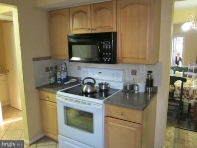 6026 Mardale Ln, Burke, VA 22015 - photo 4