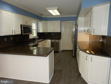 4705 Redding Ln, Bowie, MD 20715 - photo 3