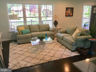 294 Edgemere Dr, Annapolis, MD 21403 - photo 4