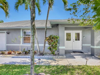 1950 Wisteria St, Wellington, FL 33414 - photo 4