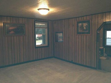 Living Room. Large Living Room