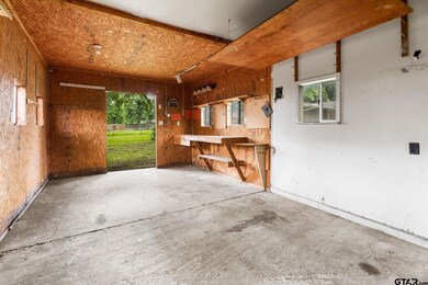 207 Samuel Dr, Tyler, TX 75701 - photo 6