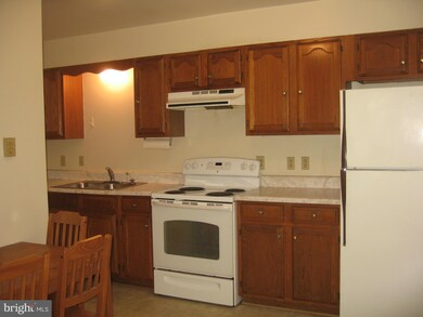 13 Mason Ct unit 2, Shepherdstown, WV 25443 - photo 4
