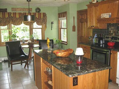 54 Morningside Dr, Indiana, PA 15701 - photo 2