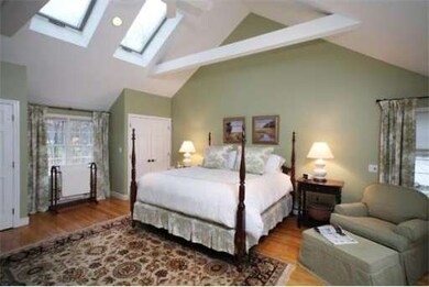 48 Westgate Rd, Wellesley Hills, MA 02481 - photo 6